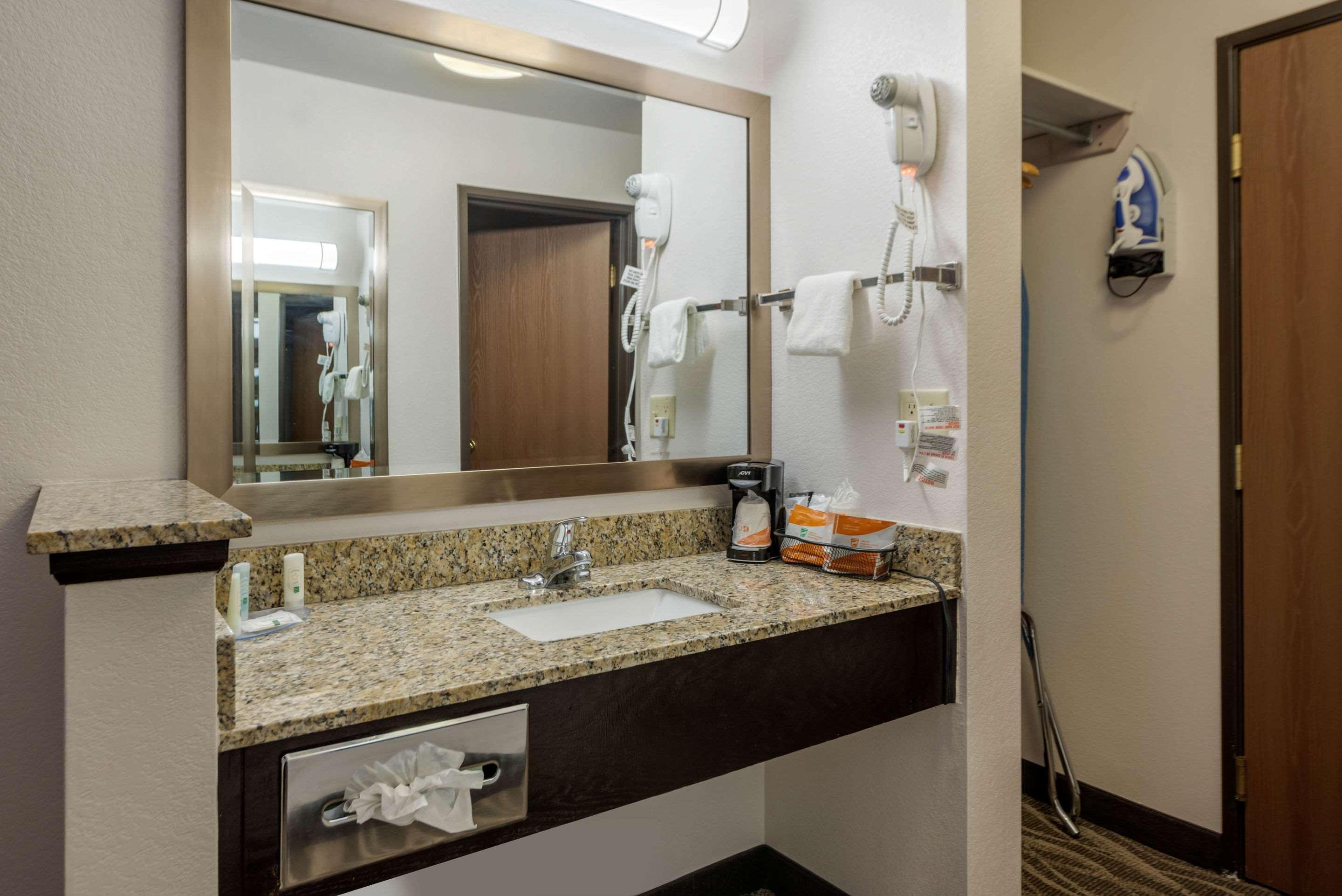 Quality Inn & Suites Саут-Форк Екстер'єр фото