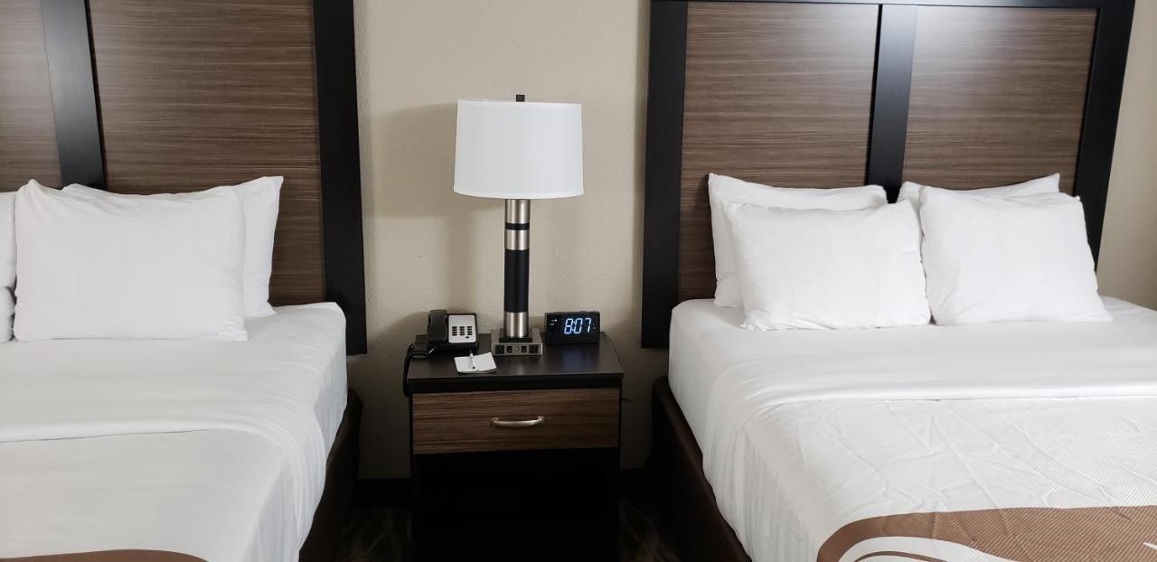 Quality Inn & Suites Саут-Форк Екстер'єр фото